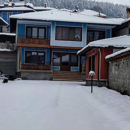 Къща Ради Kopriwschtiza Exterior foto