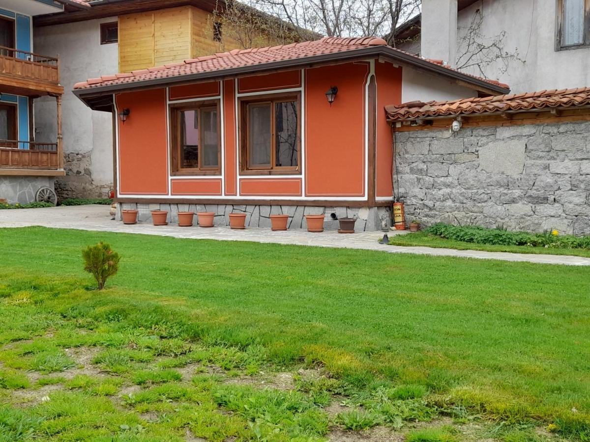 Къща Ради Kopriwschtiza Exterior foto