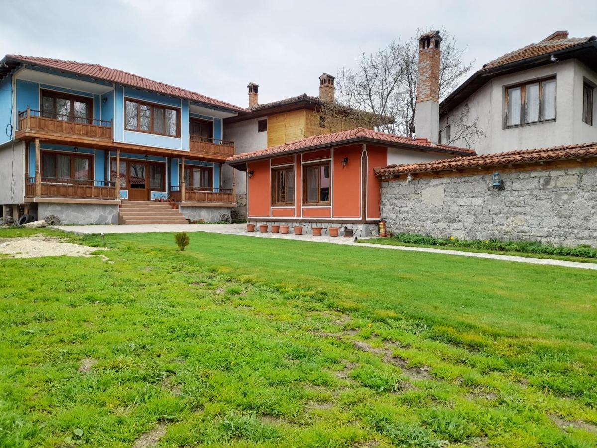 Къща Ради Kopriwschtiza Exterior foto