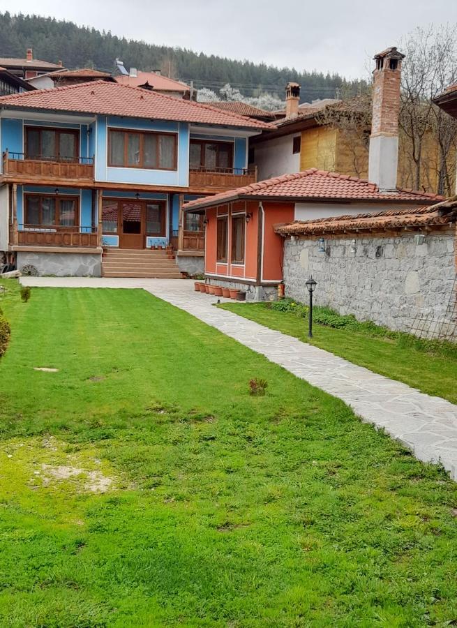 Къща Ради Kopriwschtiza Exterior foto