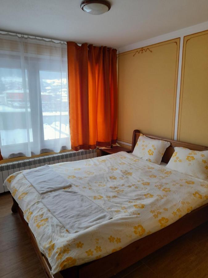 Къща Ради Kopriwschtiza Exterior foto