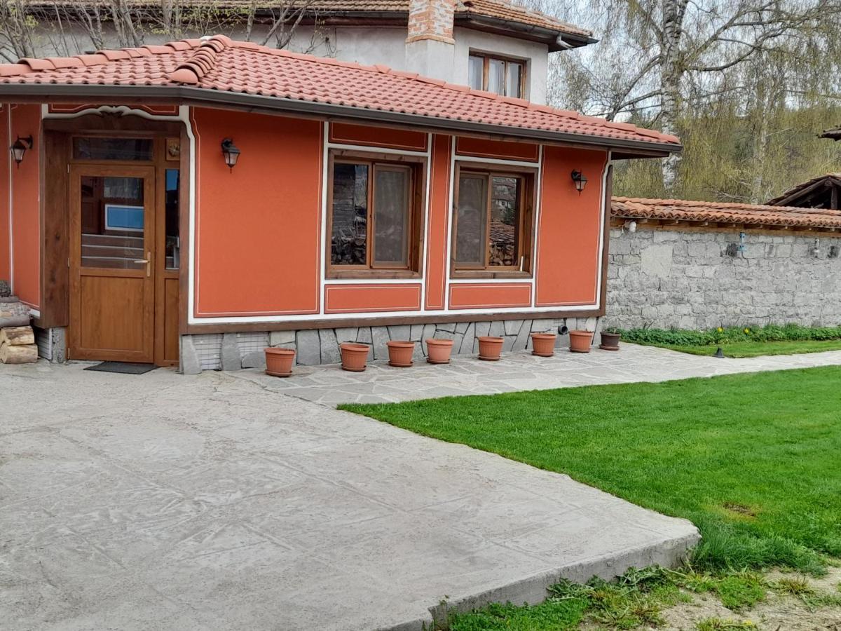 Къща Ради Kopriwschtiza Exterior foto
